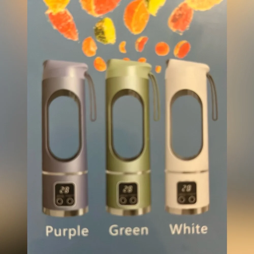 Portable Juicing Cup with Digital Display